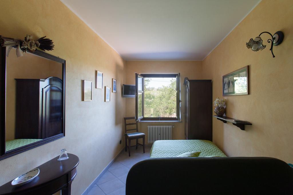 B&B Castelvecchio Ferrere Δωμάτιο φωτογραφία